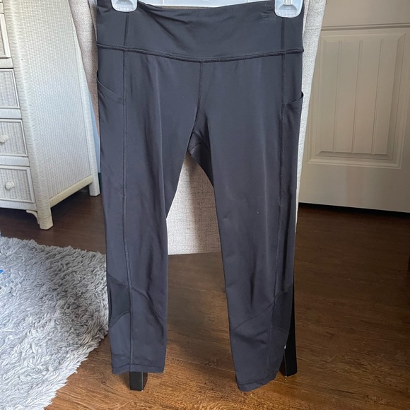 lululemon athetica High Rise Mesh Black Leggings - Picture 2 of 10